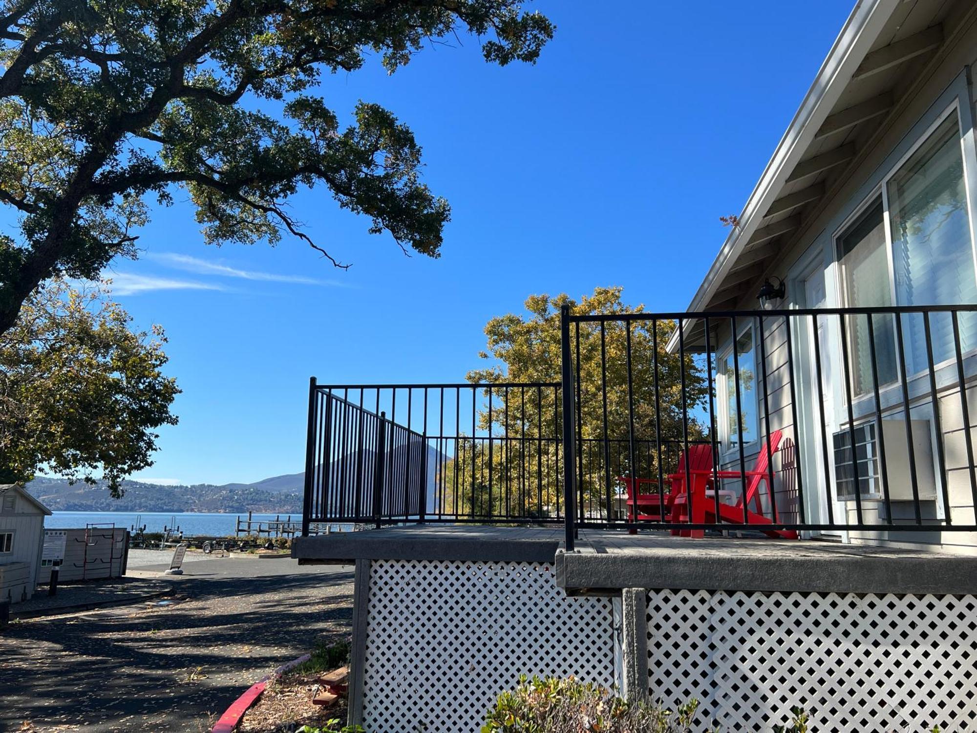 Clear Lake Cottages & Marina Clearlake Exterior foto