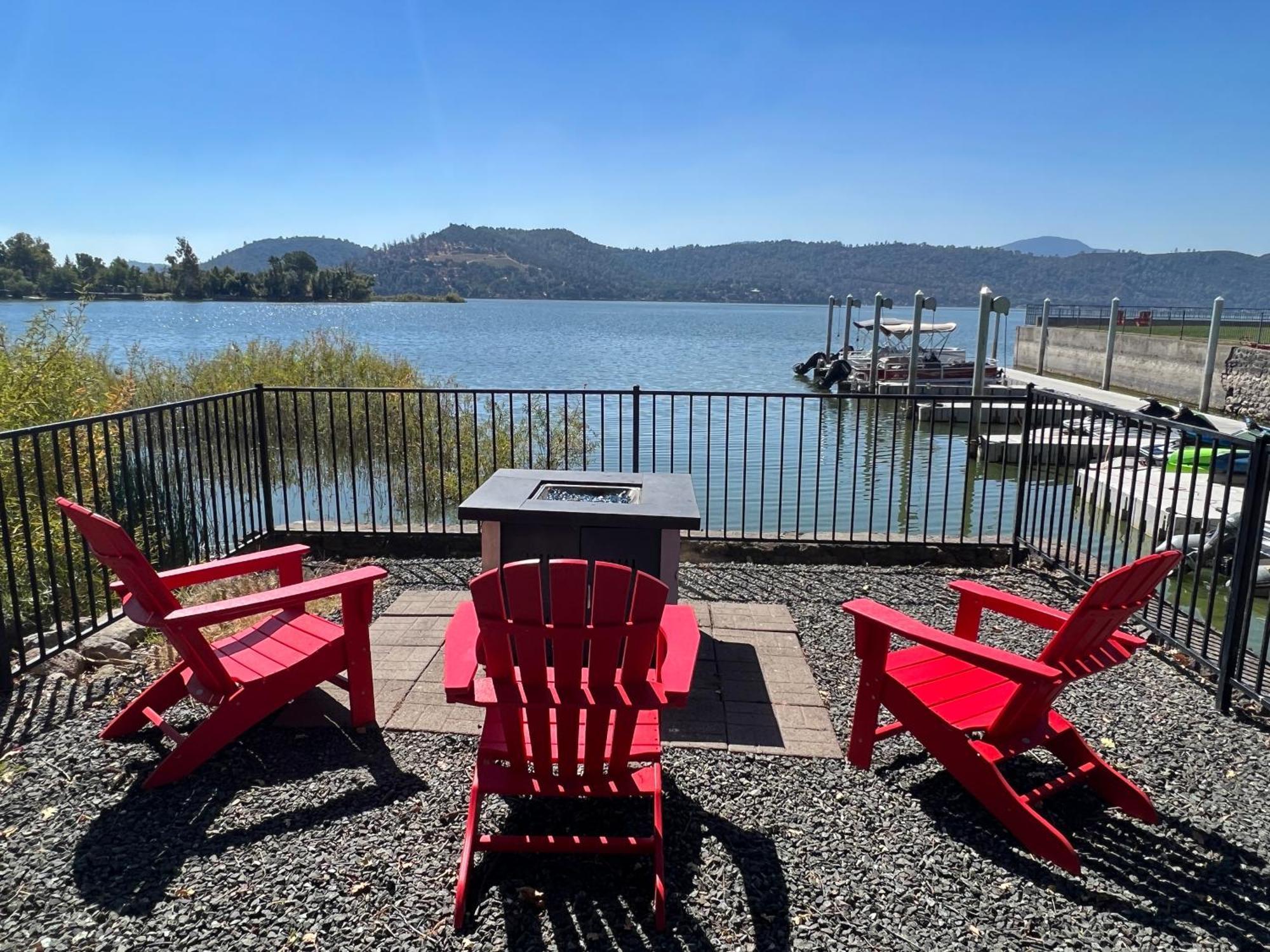 Clear Lake Cottages & Marina Clearlake Exterior foto