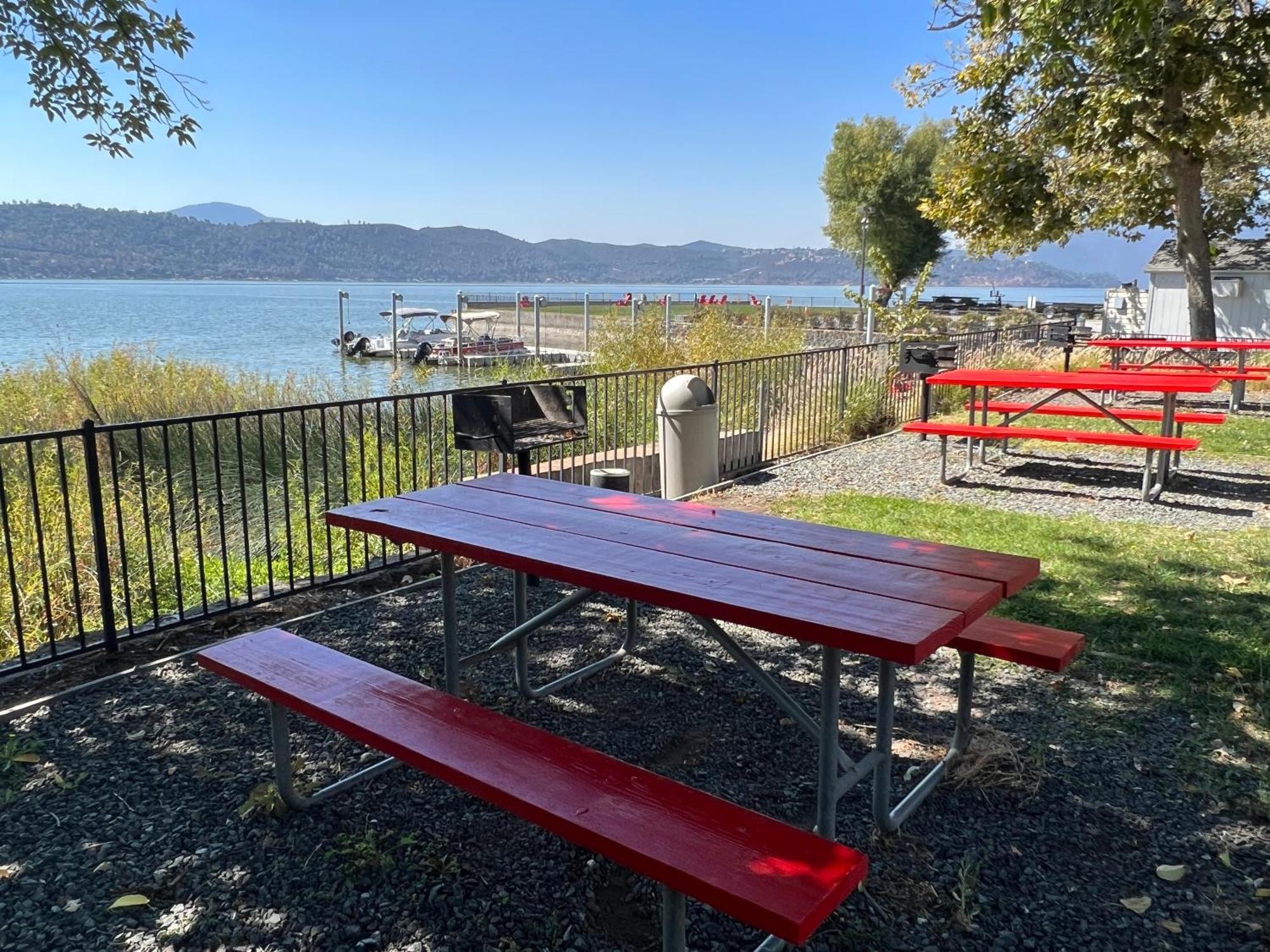 Clear Lake Cottages & Marina Clearlake Exterior foto