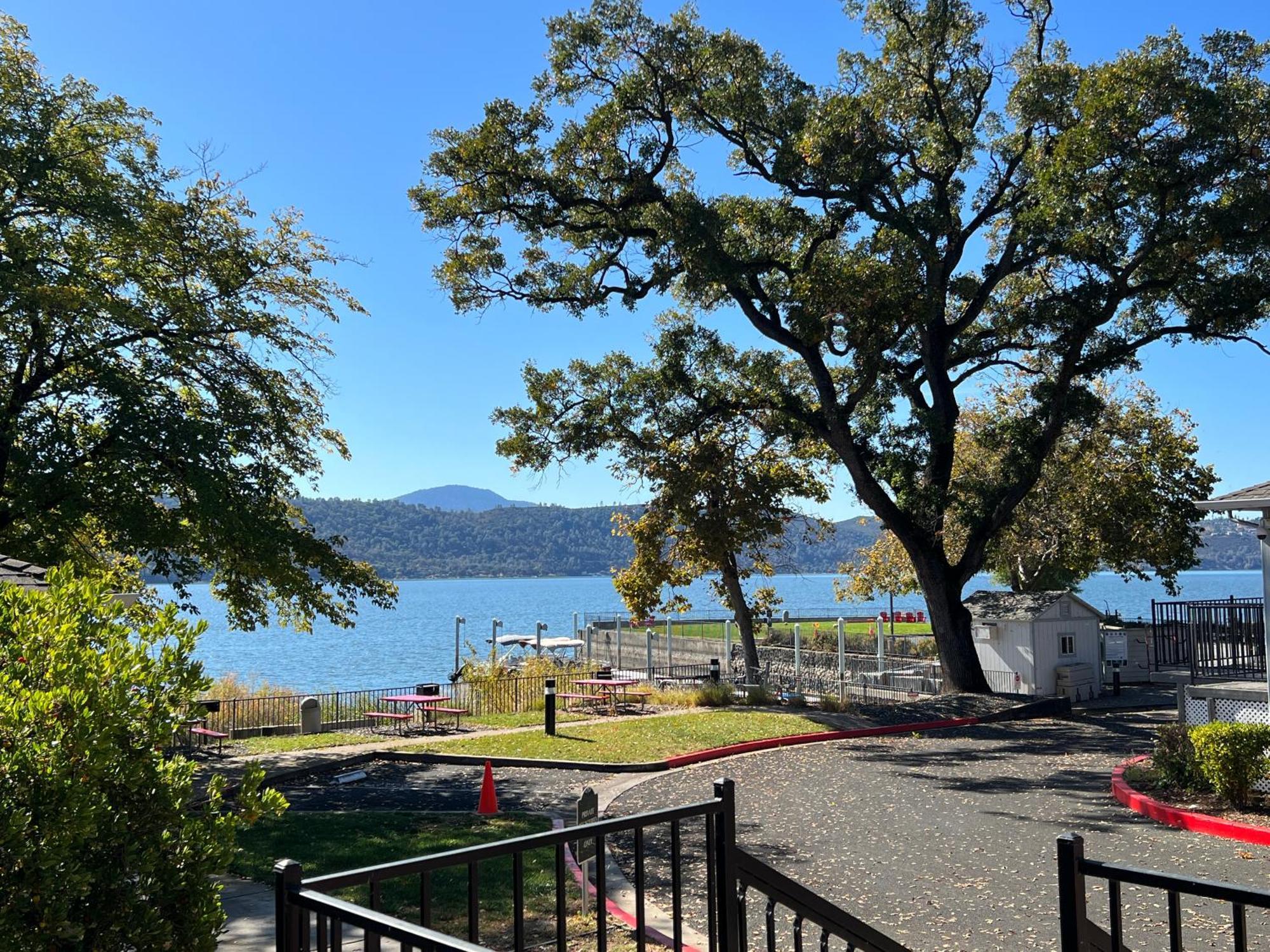 Clear Lake Cottages & Marina Clearlake Exterior foto